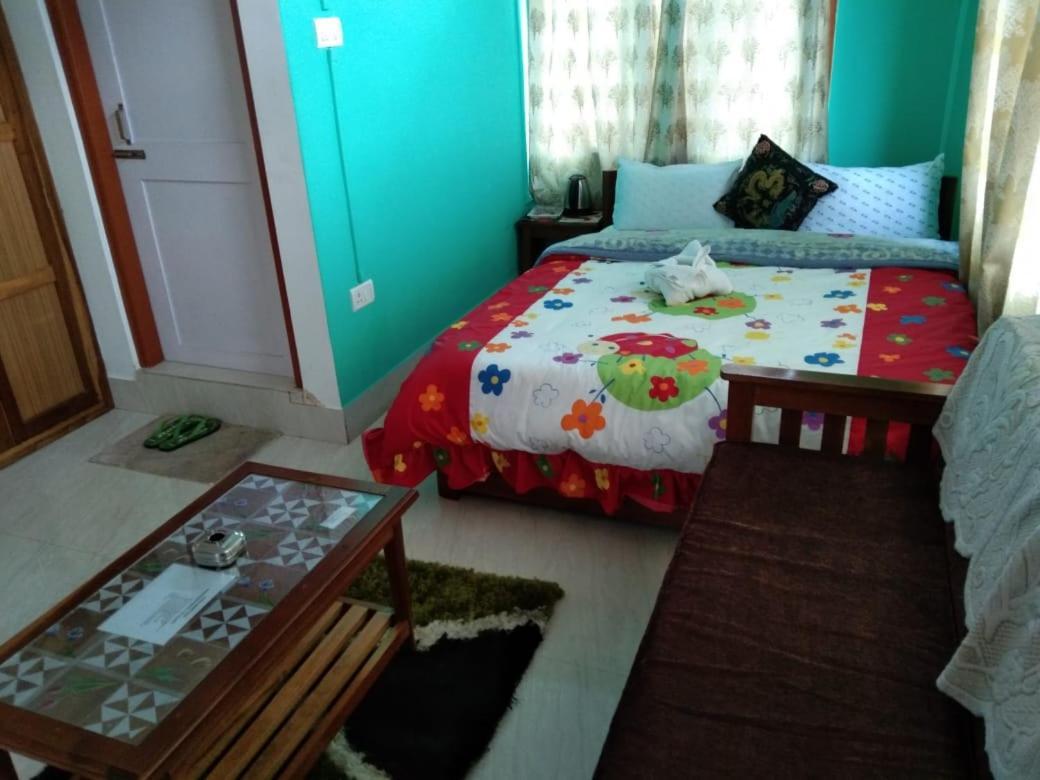 Hotel White Tara Tavang Kültér fotó